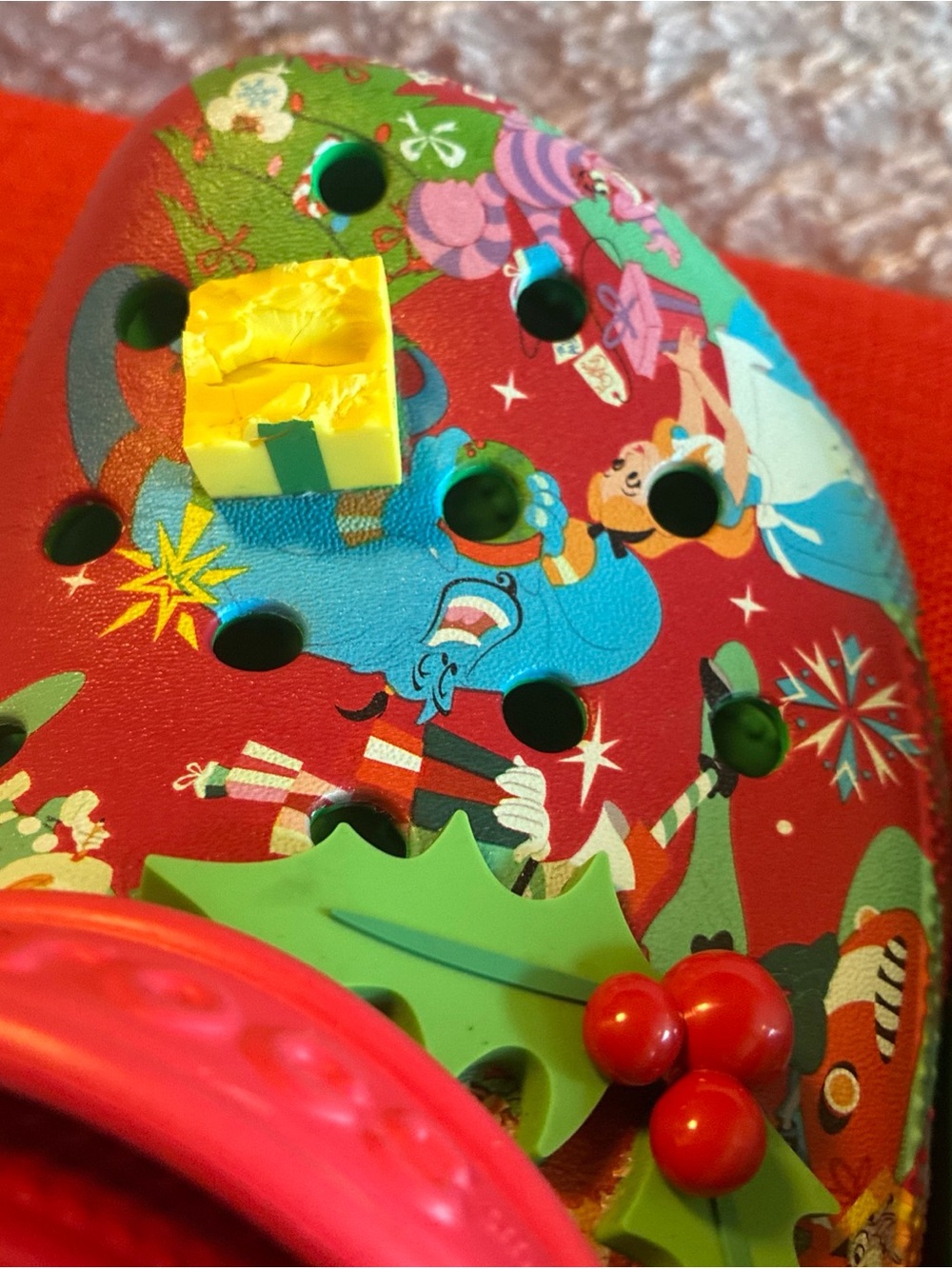 Disney Parks Christmas Crocs M10 W13Mickey & Friends 2023 Holiday Presents Red - Picture 8 of 10
